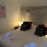 Hotel & Les Mouettes 4*
