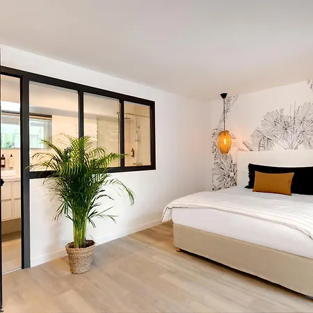 فندق & Les Mouettes