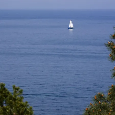 فندق & Les Mouettes